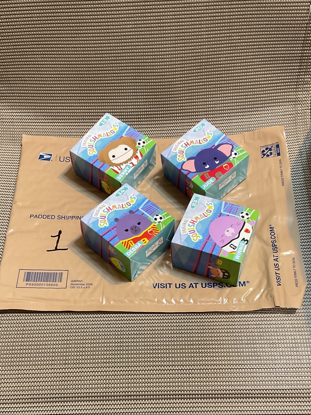 Squishmallows Mini Surprise Pack - Teal, Purple, Blue, Pink #1